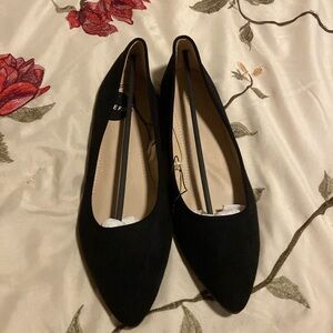 SHEIN size 7 suede flats